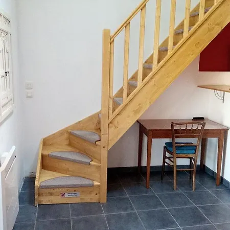 Maison Entre Terre Et Pierre, Proche Nantes Aéroport Hébergement de vacances Bouguenais